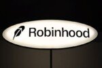 Robinhood’s $658 million private markets fund for retail investors goes public