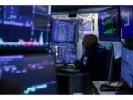 US Futures Gain, Oil Falls on Signs of Iran Talks: Markets Wrap
