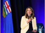 Alberta Sees Oil Sands Deal on Carbon Project Within Two Months