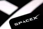 SpaceX, Charter discuss mobile phone partnership in US, Bloomberg News says