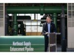 Trump-Backed Gas Pipeline to New York Struggles for Customers